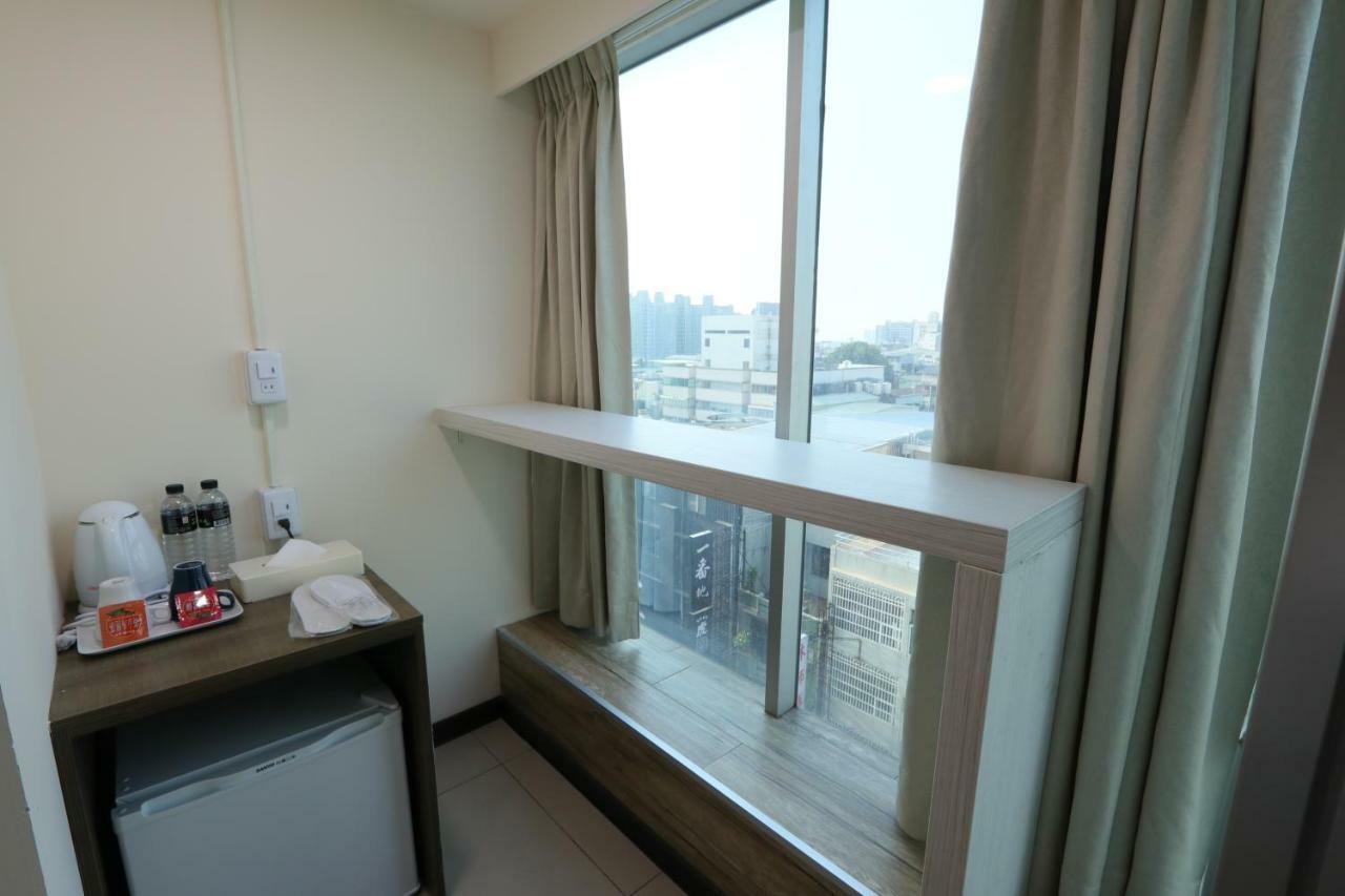 Yi Dian Yuan Hotel Zhongli Extérieur photo