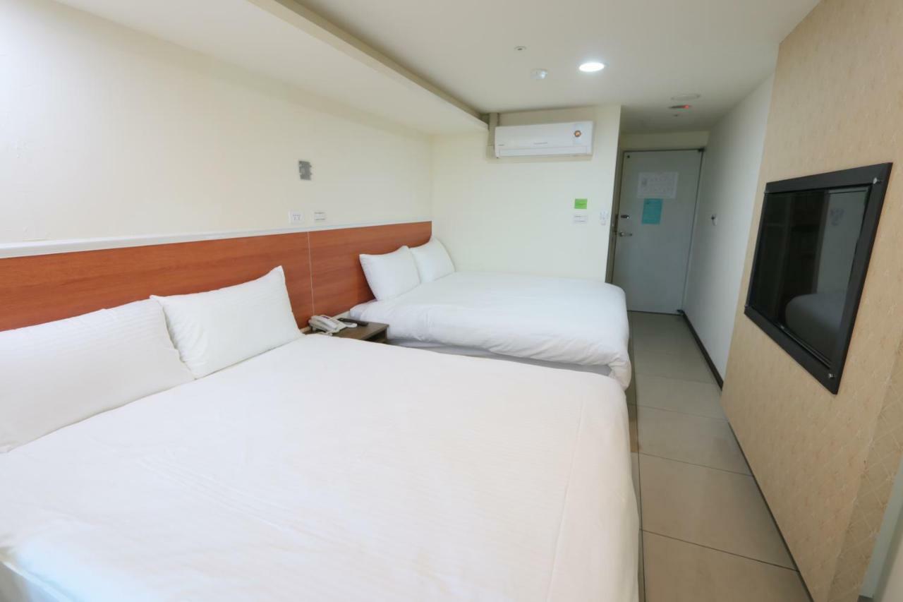 Yi Dian Yuan Hotel Zhongli Extérieur photo