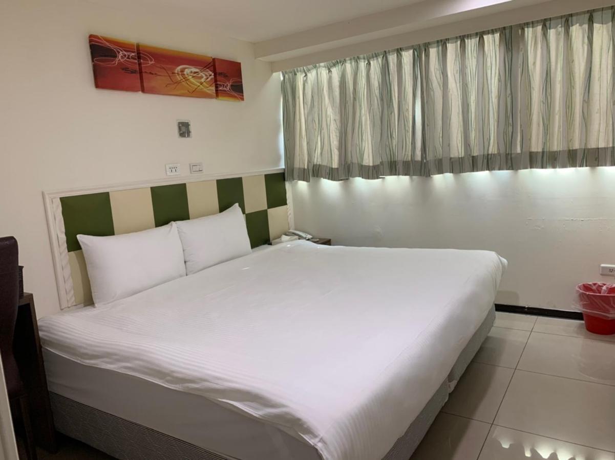 Yi Dian Yuan Hotel Zhongli Extérieur photo